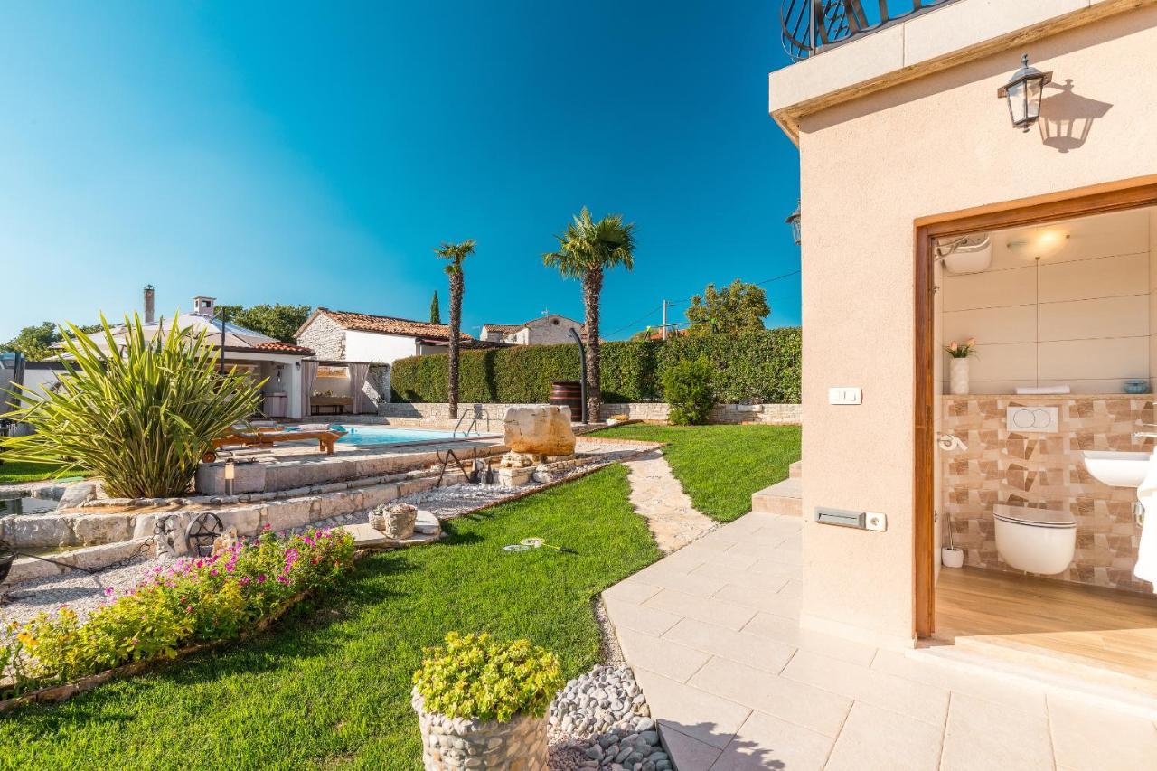 Kaštelir Villa Alma מראה חיצוני תמונה
